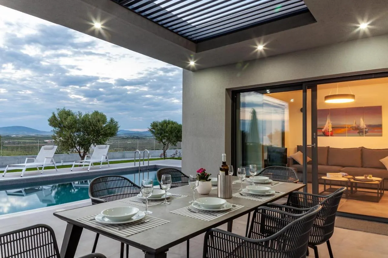 Merelia Luxury Villas - Halkidiki Nea Moudania