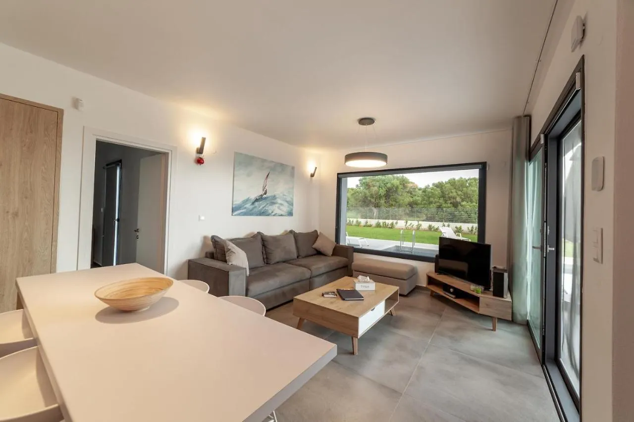 Merelia Luxury Villas - Halkidiki Nea Moudania